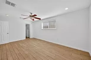 5727 Cartagena St, Houston, TX 77035 - Photo 30