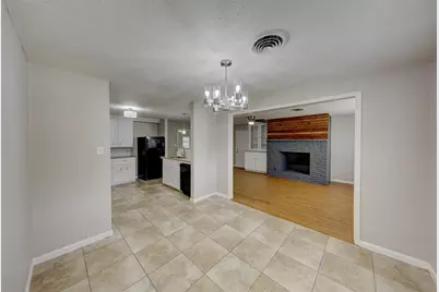 2110 Pecan Street, Dickinson, TX 77539 - Photo 2