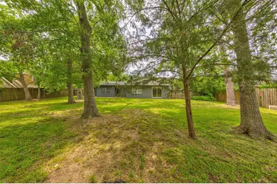 2110 Pecan Street, Dickinson, TX 77539 - Photo 18