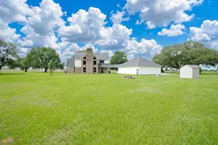 1022 Pearl Ln, Eagle Lake, TX 77434 - Photo 4