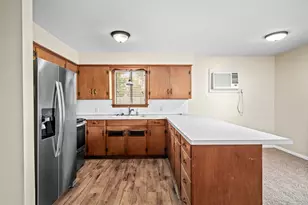 401 E Main St, Brenham, TX 77833 - Photo 20