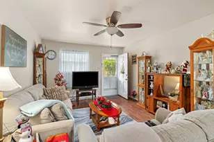 401 E Main St, Brenham, TX 77833 - Photo 8