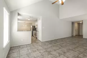 19830 Bettencourt Ln, Houston, TX 77073 - Photo 2