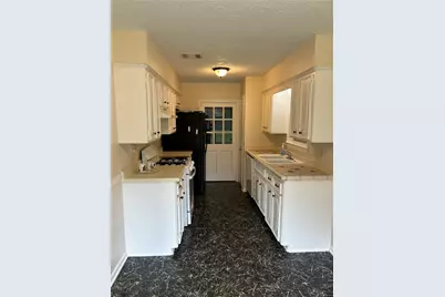 3506 Valerie Lane, The Woodlands, TX 77380 - Photo 6