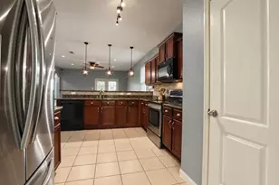 1634 Pink Stone Dr, Rosharon, TX 77583 - Photo 8