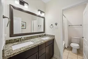 6725 Woodbend Park S, Houston, TX 77055 - Photo 18