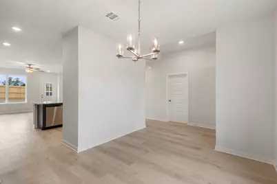 601 Rockbridge Drive, Huntsville, TX 77340 - Photo 8