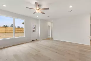 601 Rockbridge Dr, Huntsville, TX 77340 - Photo 18