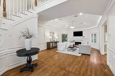 44 Dovewood Place, The Woodlands, TX 77381 - Photo 4