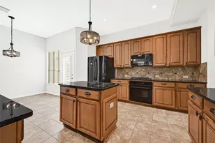 2910 Crescent Oaks Park Ln, Spring, TX 77386 - Photo 12