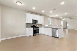 7447 French Quarter Ct, Fulshear, TX 77441 - Photo 6