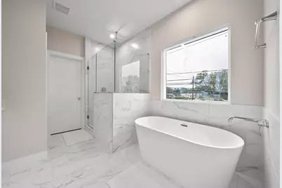 8672 Easthaven Boulevard, Houston, TX 77075 - Photo 14