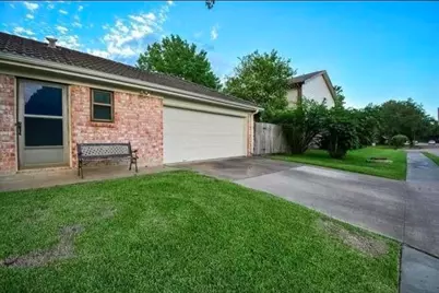 14227 Sandfield Drive, Houston, TX 77077 - Photo 4