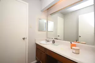 10102 Barmont Dr, La Porte, TX 77571 - Photo 22