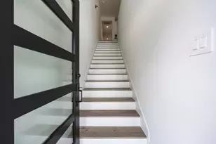8021 Cora St, Houston, TX 77088 - Photo 6