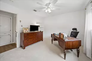 10802 Piping Rock Ln, Houston, TX 77042 - Photo 20