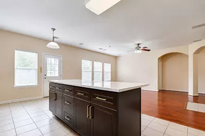 5402 Rosehaven Court, Sugar Land, TX 77479 - Photo 6