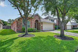 21734 May Apple Ct, Cypress, TX 77433 - Photo 2