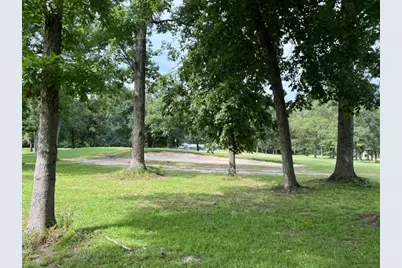 802 Wildwood Drive W, Warren, TX 77664 - Photo 2