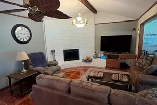 802 W Wildwood Dr, Village Mills, TX 77664 - Photo 10
