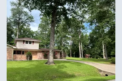 802 W Wildwood Drive, Village Mills, TX 77664 - Photo 1