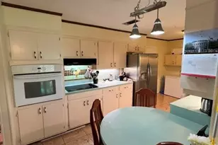 802 Wildwood Dr W, Warren, TX 77664 - Photo 12