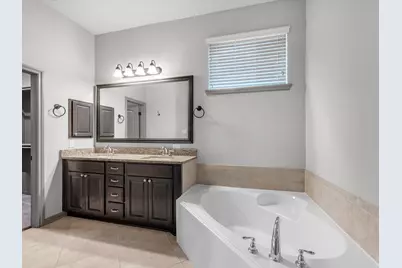 211 Cheswood Forest Place, Montgomery, TX 77316 - Photo 10