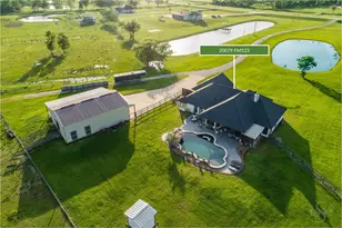 20079 FM523, Angleton, TX 77515 - Photo 2