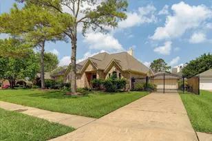 21702 Cayman Point Dr, Katy, TX 77450 - Photo 2