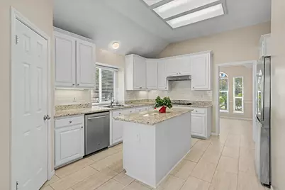 21702 Cayman Point Drive, Katy, TX 77450 - Photo 18