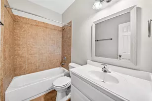 1470 Sherwood Park Cir, Houston, TX 77043 - Photo 10