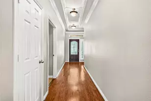 1470 Sherwood Park Cir, Houston, TX 77043 - Photo 4