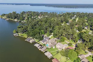 15920 Malibu E, Willis, TX 77318 - Photo 42