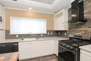 3010 Pansy St, Pasadena, TX 77503 - Photo 12
