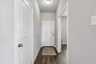 2903 August Mist Ct, Conroe, TX 77304 - Photo 4