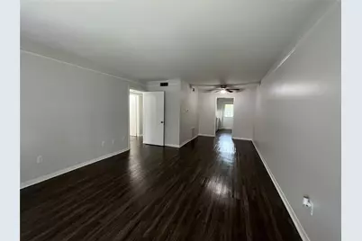 500 Willow Drive #B2, Lake Jackson, TX 77566 - Photo 2