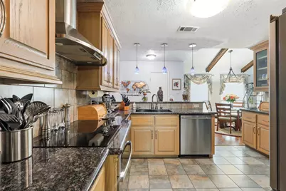 10127 Sageglow Drive, Houston, TX 77089 - Photo 18