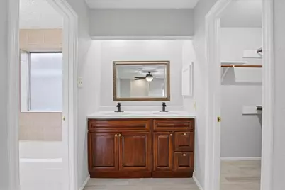 1909 Wildwood Drive, Deer Park, TX 77536 - Photo 18