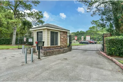 2501 Gulf Freeway #279B, Dickinson, TX 77539 - Photo 2