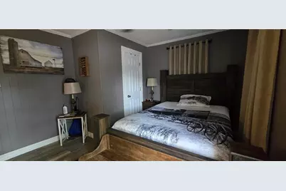 1206 Nelson Street, Yoakum, TX 77995 - Photo 6