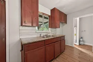 10506 Buffum St, Houston, TX 77051 - Photo 10