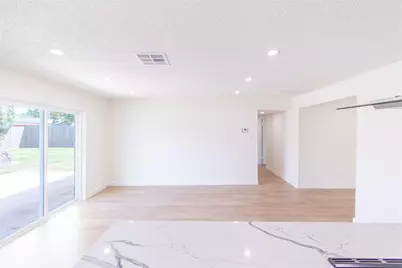 3906 Knotty Oaks Trail, Houston, TX 77045 - Photo 12