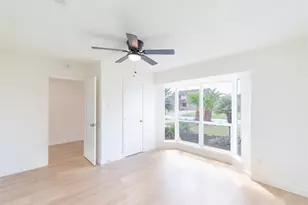 3906 Knotty Oaks Trail, Houston, TX 77045 - Photo 14