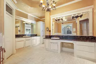 9811 Stonebridge Lake Dr, Tomball, TX 77375 - Photo 10
