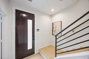 521 Hillwood Hts Dr, Houston, TX 77091 - Photo 12