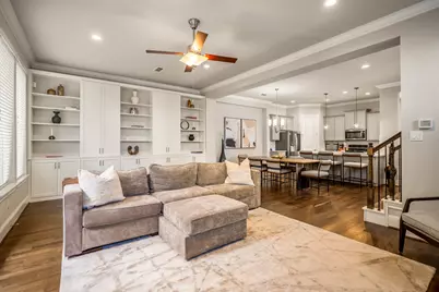 8422 Oak Leaf Point Drive, Houston, TX 77055 - Photo 4