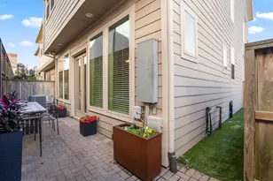 8422 Oak Leaf Point Dr, Houston, TX 77055 - Photo 36