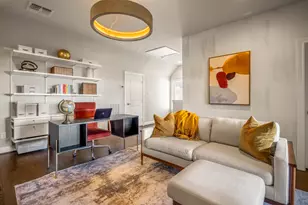 8422 Oak Leaf Point Dr, Houston, TX 77055 - Photo 28