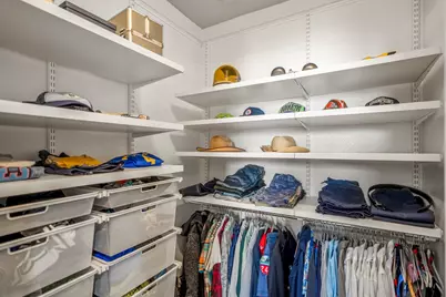 8422 Oak Leaf Point Drive, Houston, TX 77055 - Photo 26