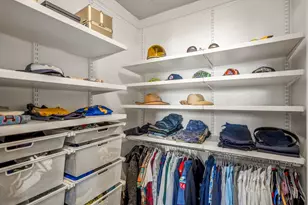 8422 Oak Leaf Point Dr, Houston, TX 77055 - Photo 26